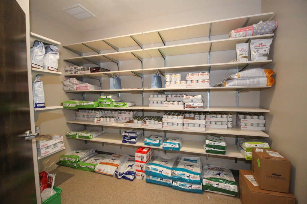 vet-clinic-storage-room-ray