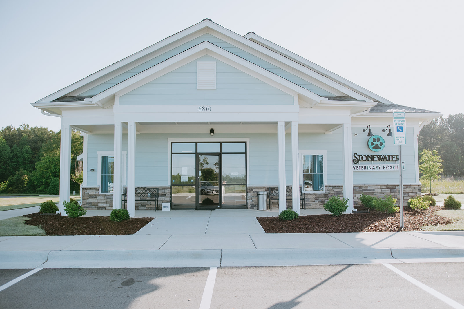 Stonewater Veterinary Hospital - Blue Frog